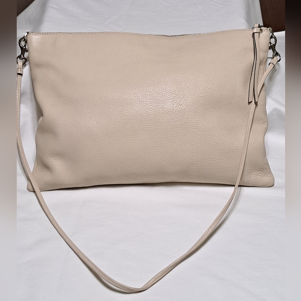 COACH Bleecker Daily Shoulder Bag Style 29461 in Ecru Leather EUC - Picture 4 of 16